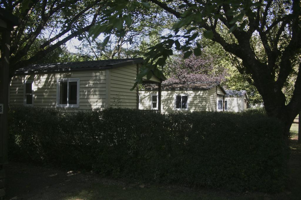 Camping Parc Du Chateau D'Allot Hotel Boé Buitenkant foto