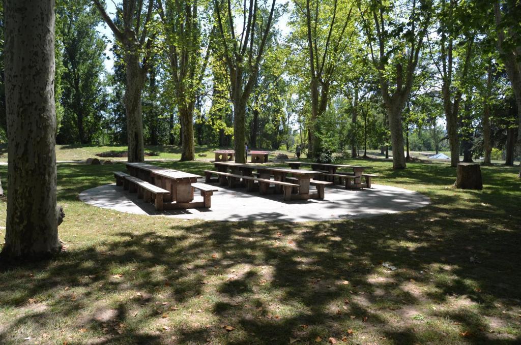 Camping Parc Du Chateau D'Allot Hotel Boé Buitenkant foto